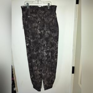 Athleta pants savannah jogger size 8 nwt floral